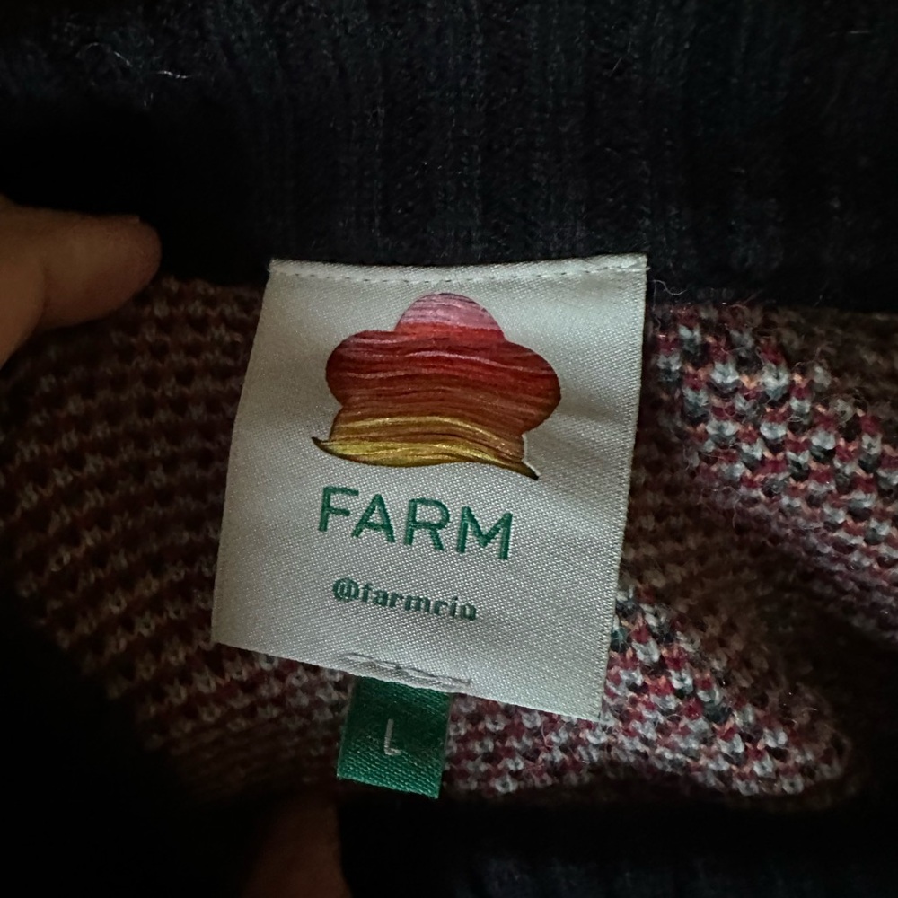 Farm Rio Sweater in mint condition. - Picture 2 of 8